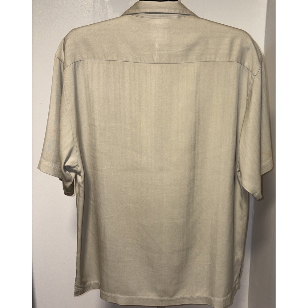 Tommy Bahama silk tan shirt size Large button up - Picture 5 of 7